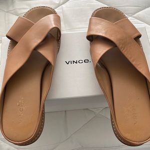 Vince mule in genuine leather.size 11